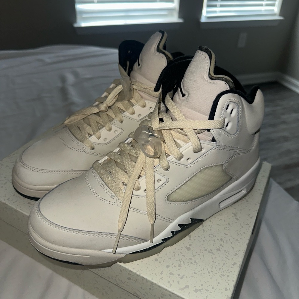 Air Jordan 5 Retro White Sneakers